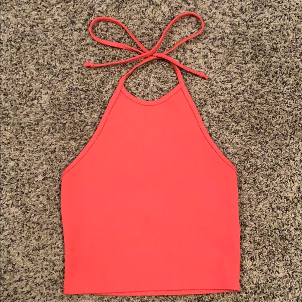 XHILIRATION || Halter Top